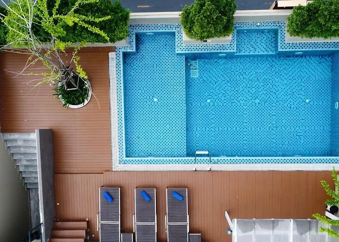 Hotel Ramada Tenn Ekamai