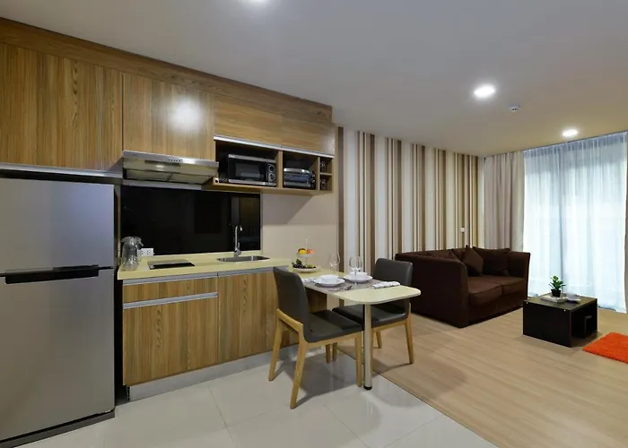Ramada Tenn Ekamai 3*