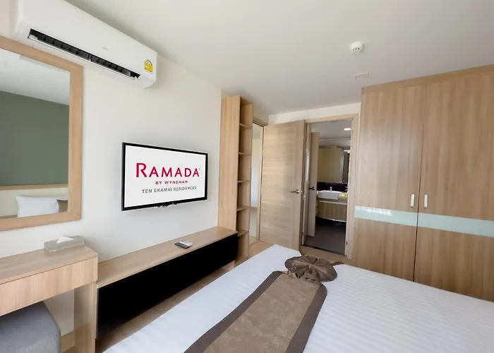 Ramada Tenn Ekamai Hotel 3*