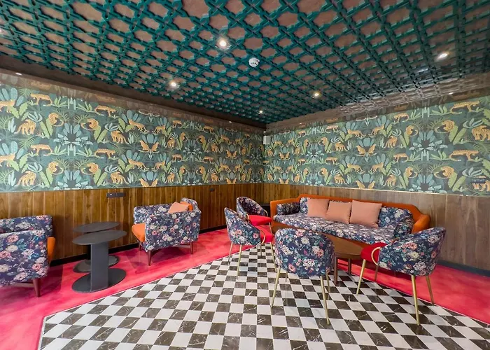 Hotel Ramada Tenn Ekamai