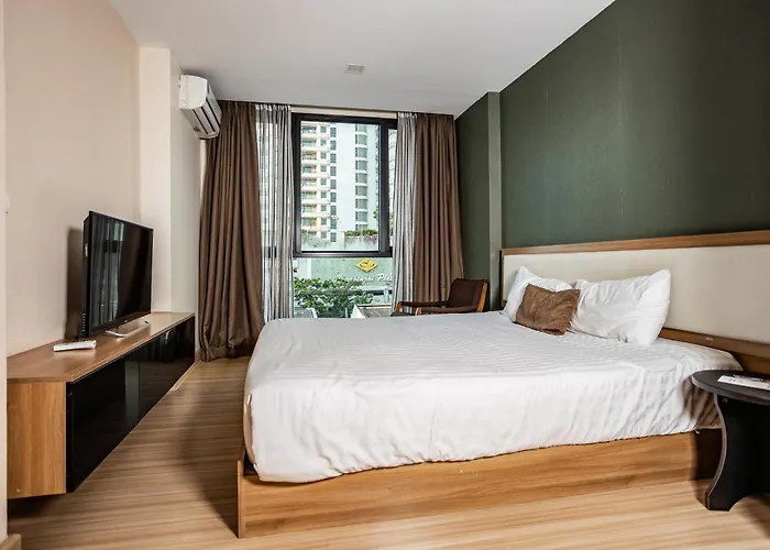 Ramada Tenn Ekamai 3*