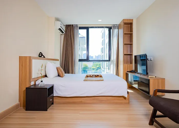 Hotel Ramada Tenn Ekamai 3*